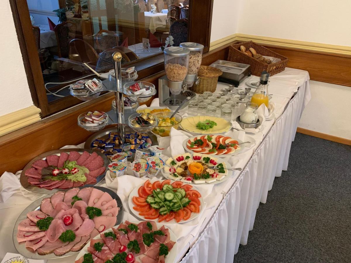 Hotel Restaurant Zur Post Вупперталь Экстерьер фото